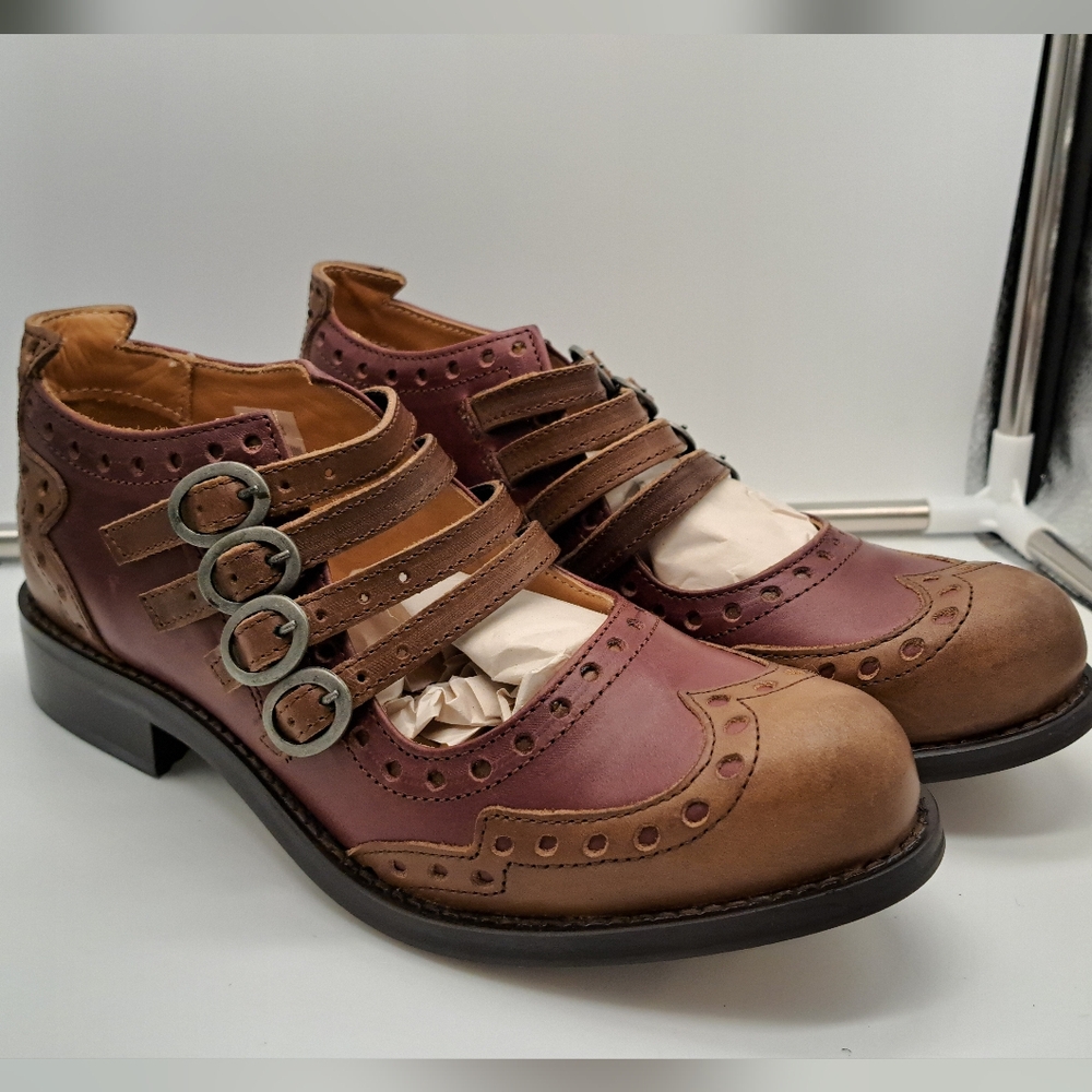 John Fluevog Alli Bottero Brown/Burgundy size 7 Mary Janes